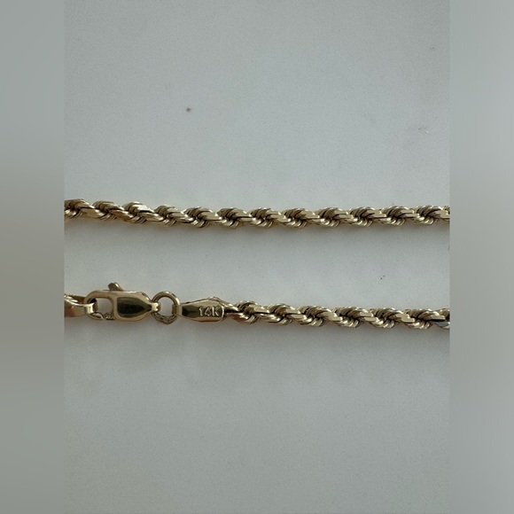 Solid 14k Yellow Gold Rope Chain Necklace (Unisex) - Picture 4 of 5